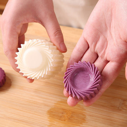 Limited Stock!!! AEXZR® 🥳2026 HOT SALE🥳🎂Creative Double-Ended Pastry Mold